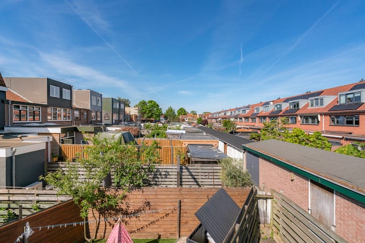 Photo 19 of Nagtzaamstraat 72