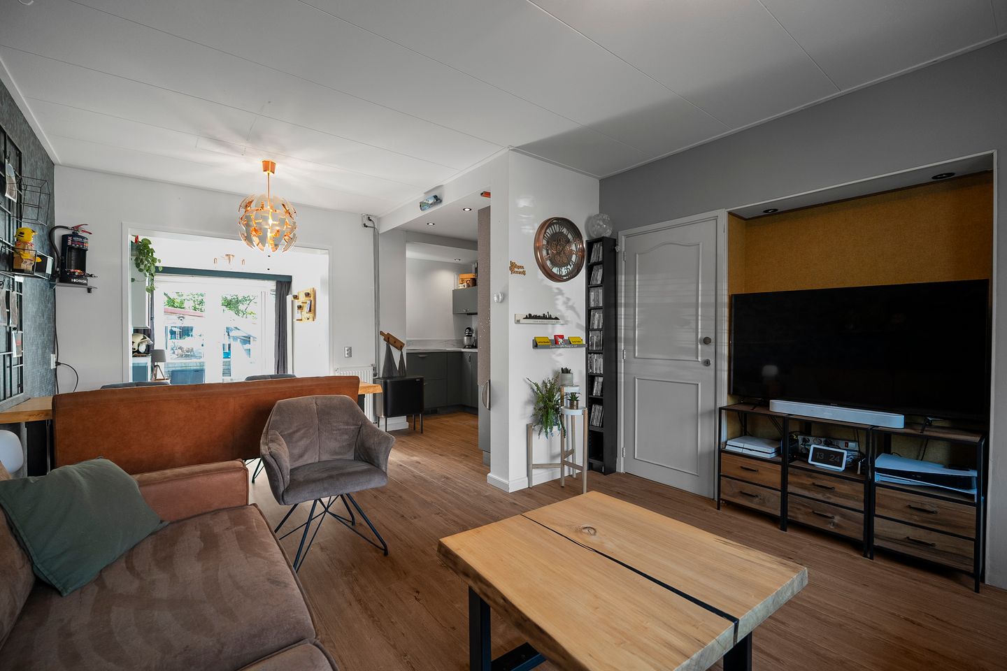 Foto 5 van Dahliastraat 82