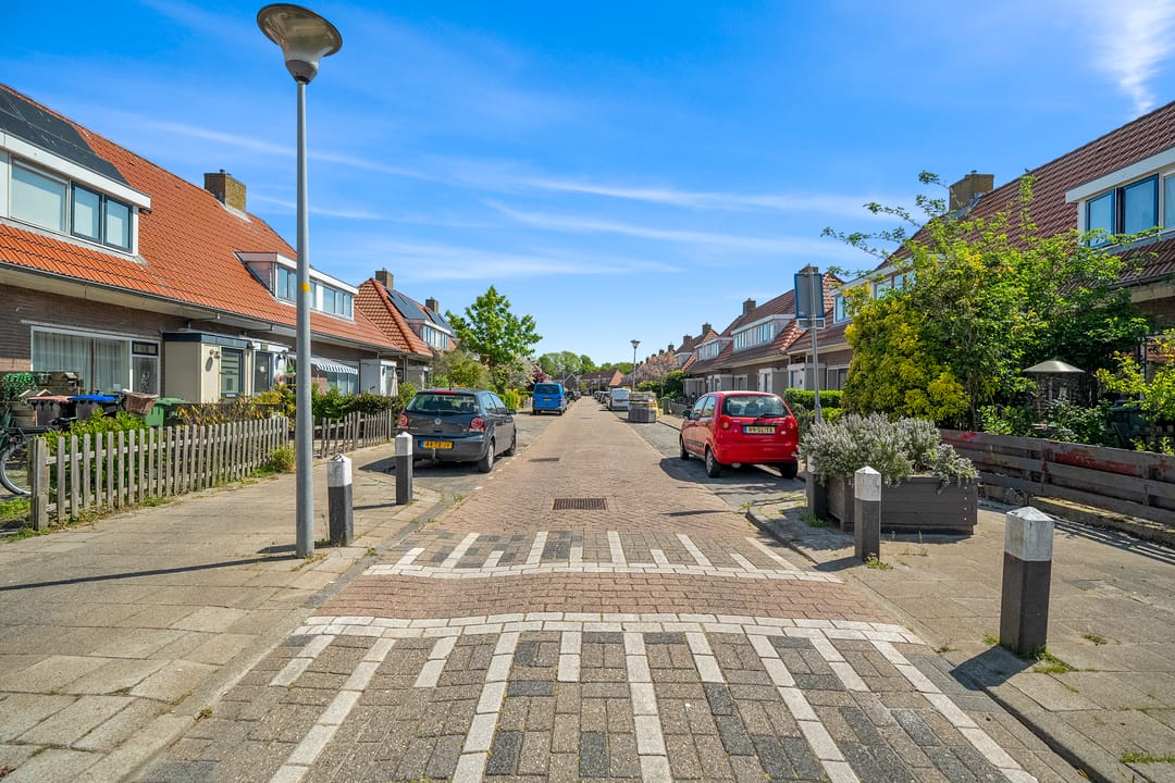 Foto 31 van Dahliastraat 82