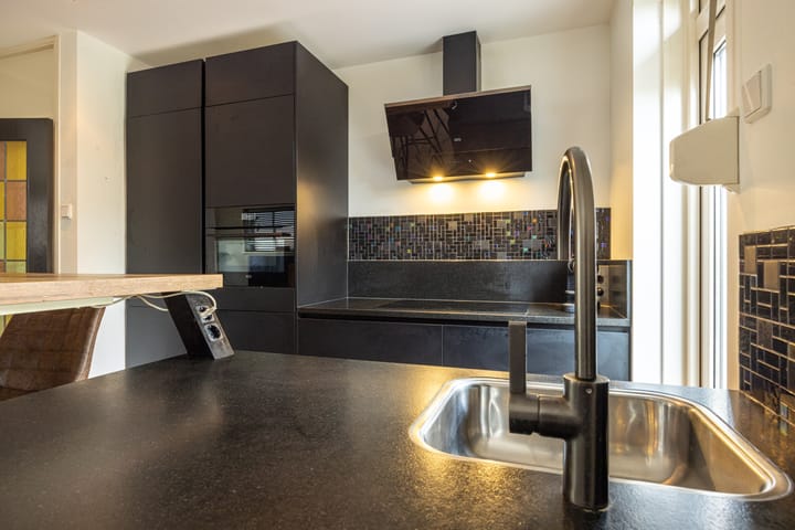 Photo 17 of Velgraafweg 14