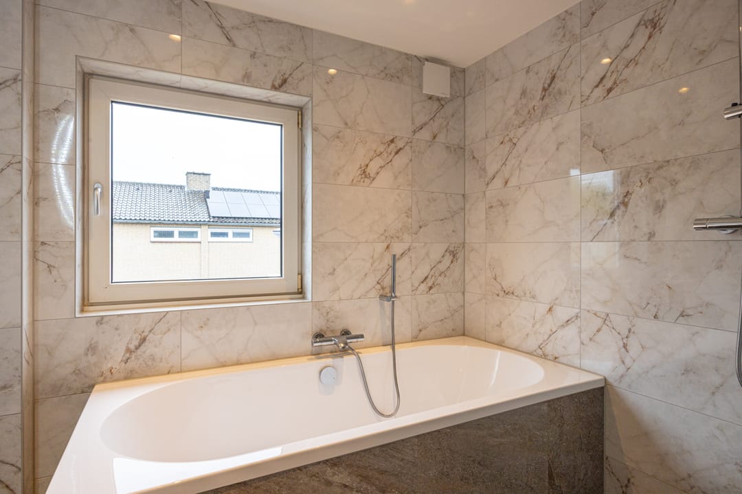 Foto 23 van Velgraafweg 14