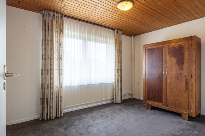 Photo 26 of Velgraafweg 14