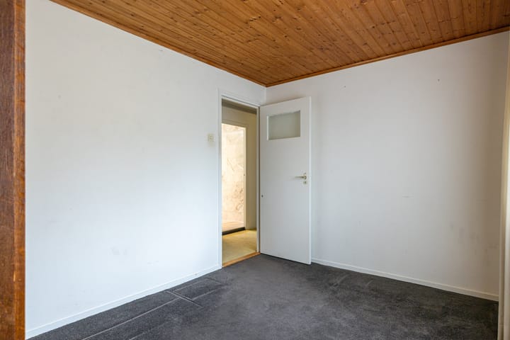 Photo 27 of Velgraafweg 14