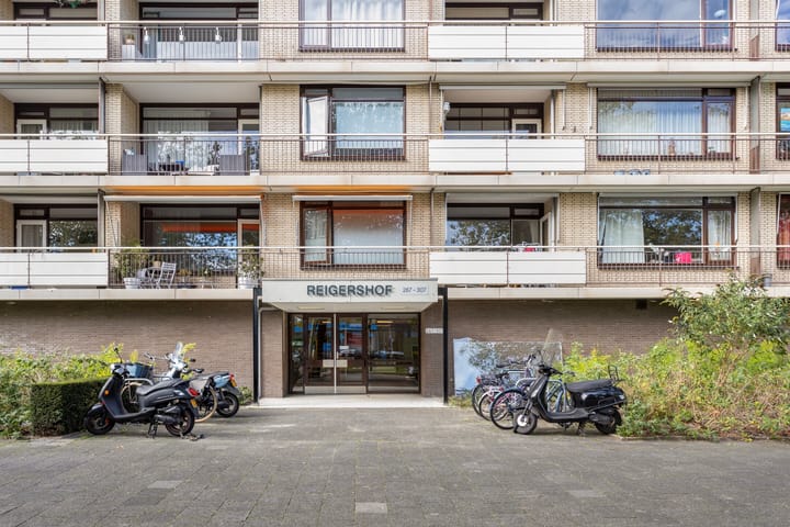 Foto 2 van Monseigneur van Steelaan 287