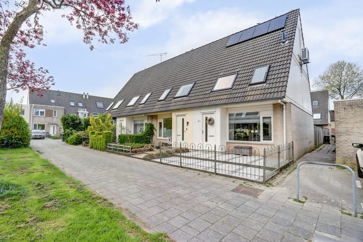 Foto 6 van Rietveld-erf 21