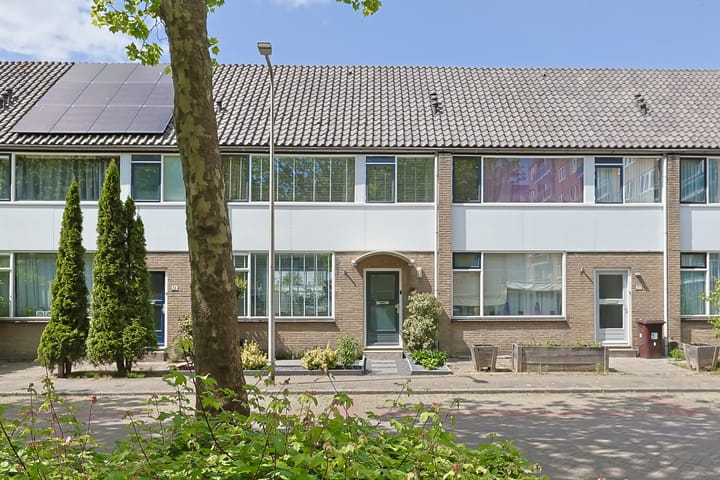 Foto 1 van Plutostraat 18