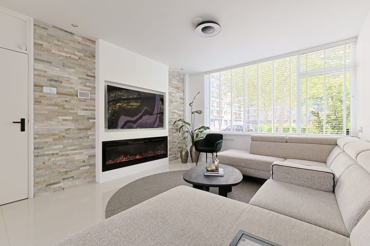 Foto 10 van Plutostraat 18