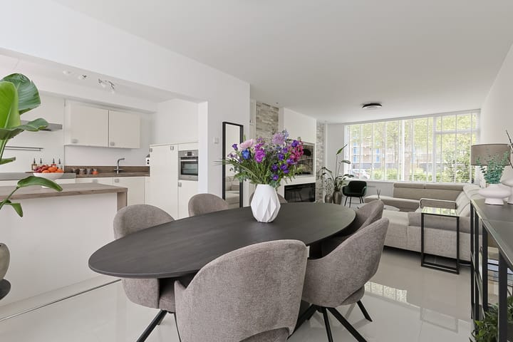 Foto 22 van Plutostraat 18