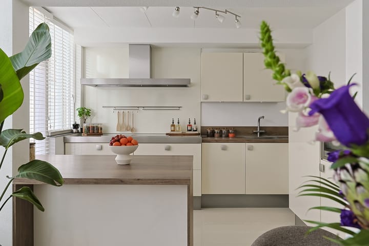 Foto 24 van Plutostraat 18