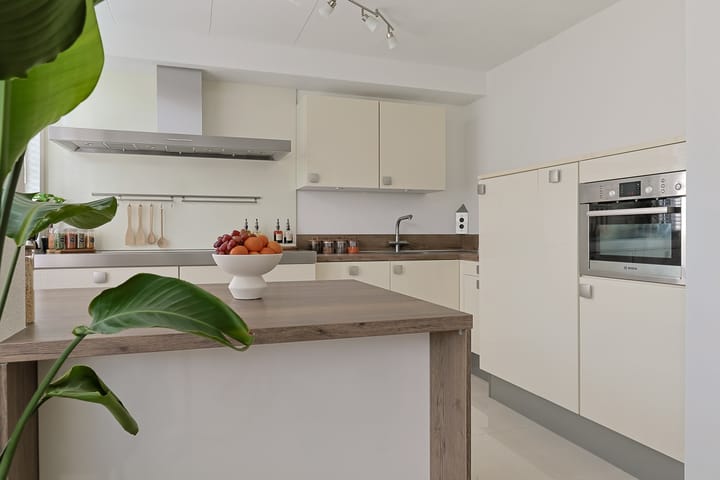 Foto 25 van Plutostraat 18