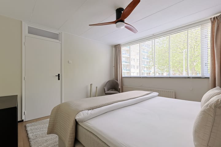 Foto 37 van Plutostraat 18