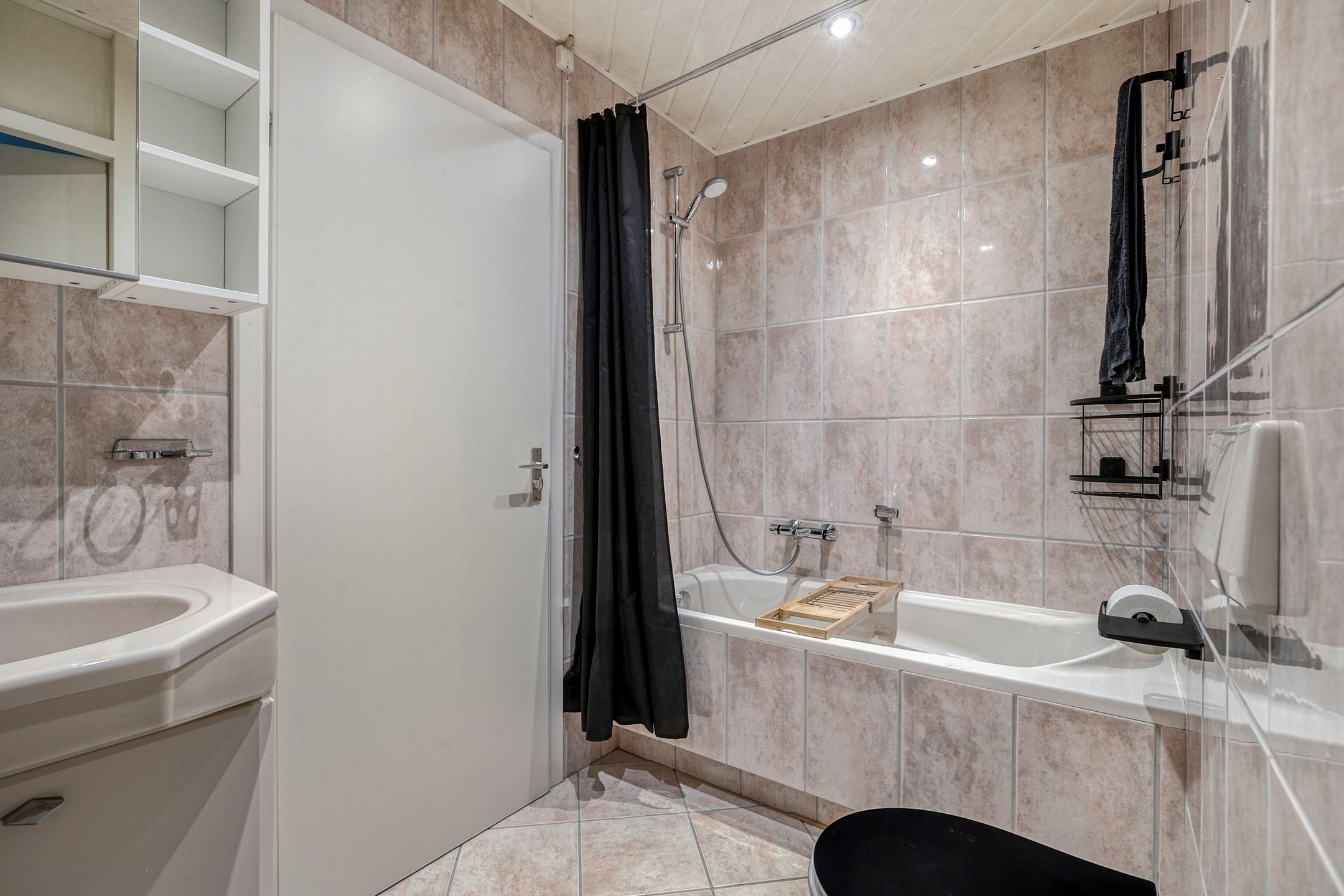 Foto 12 van Beneluxlaan 551