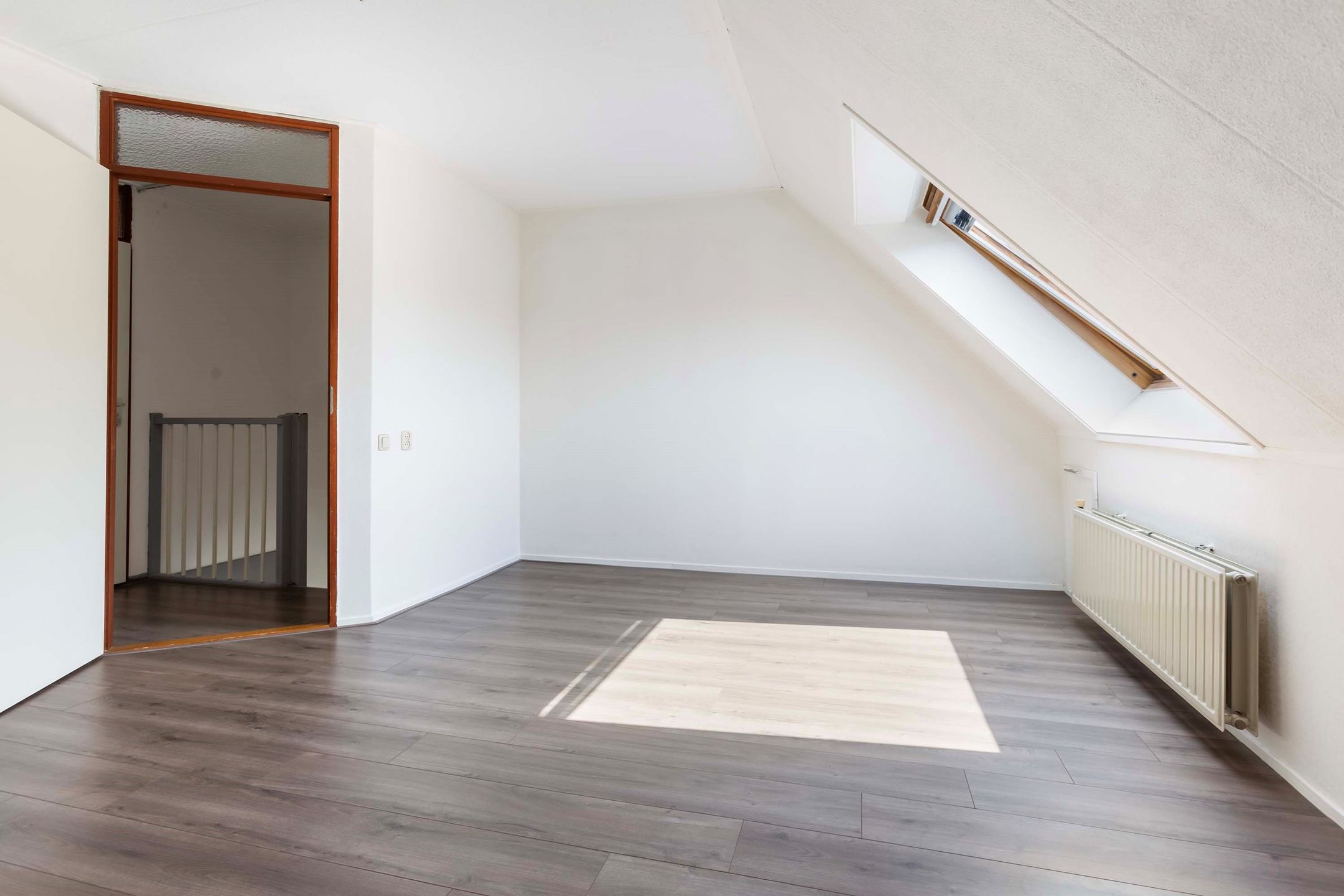 Foto 24 van Onstein 8