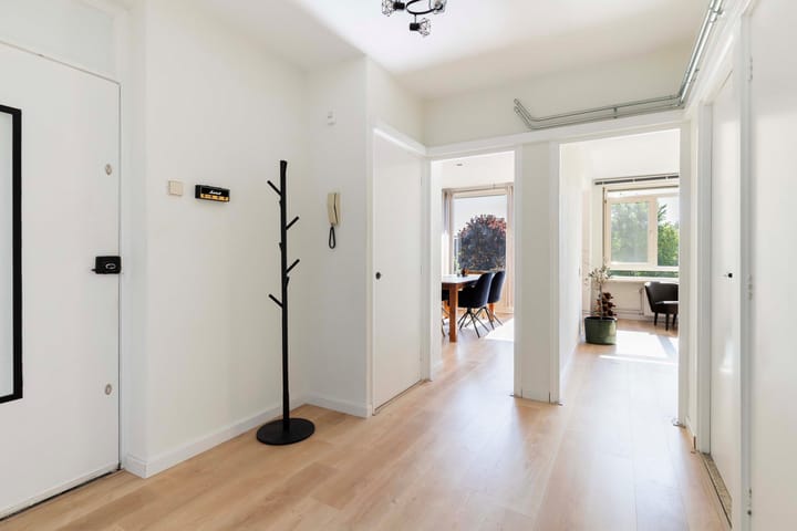 Foto 11 van Albardastraat 136