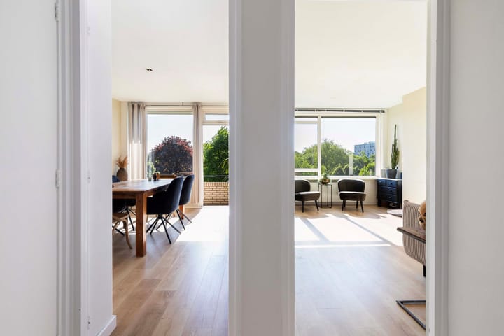 Foto 12 van Albardastraat 136