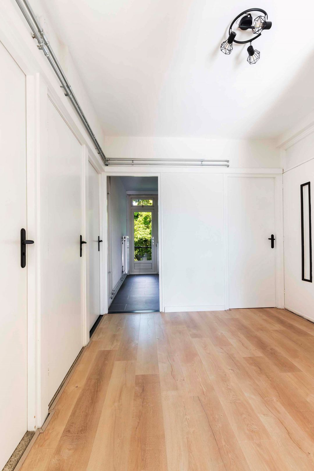 Foto 13 van Albardastraat 136