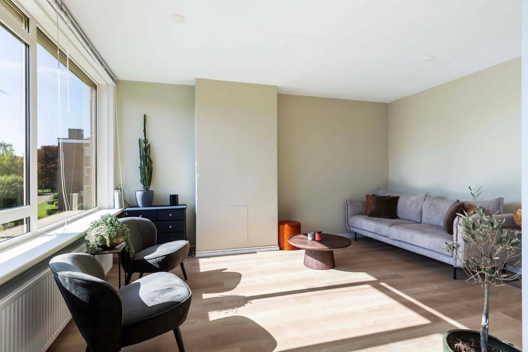 Foto 17 van Albardastraat 136