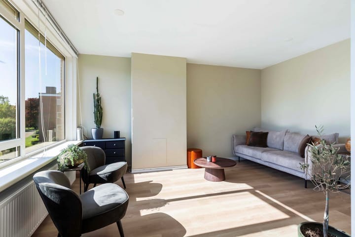 Foto 17 van Albardastraat 136