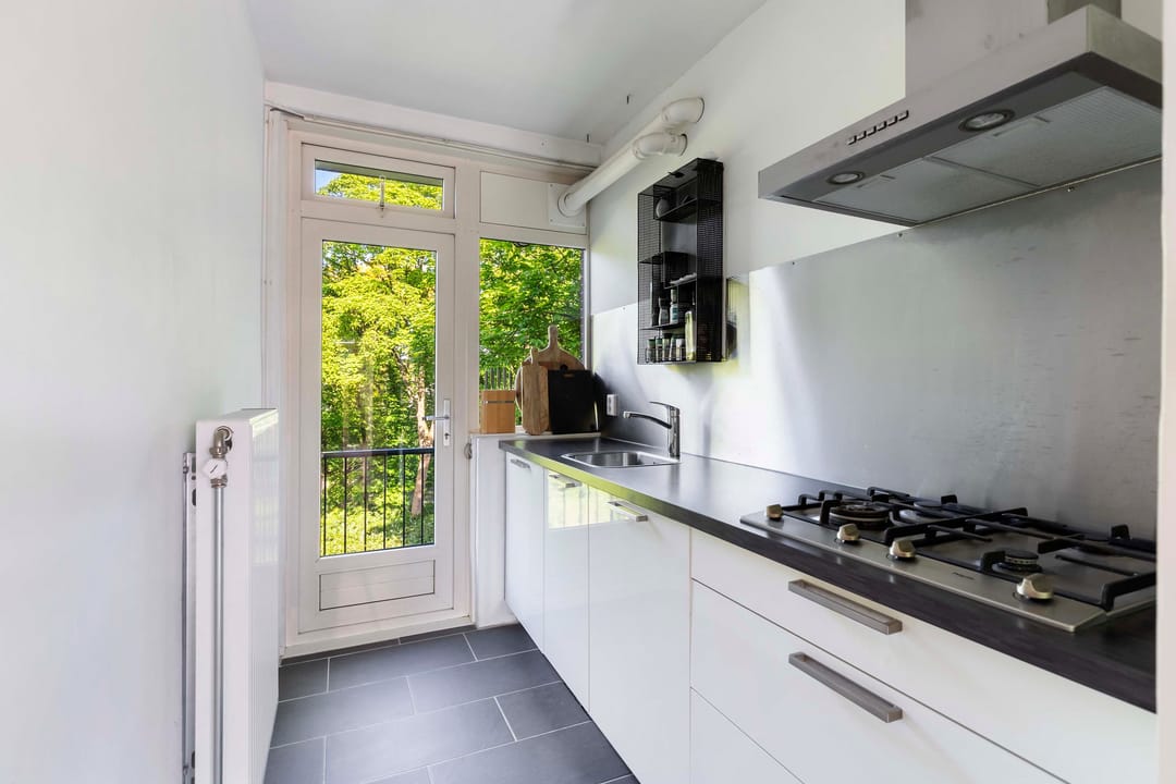 Foto 28 van Albardastraat 136