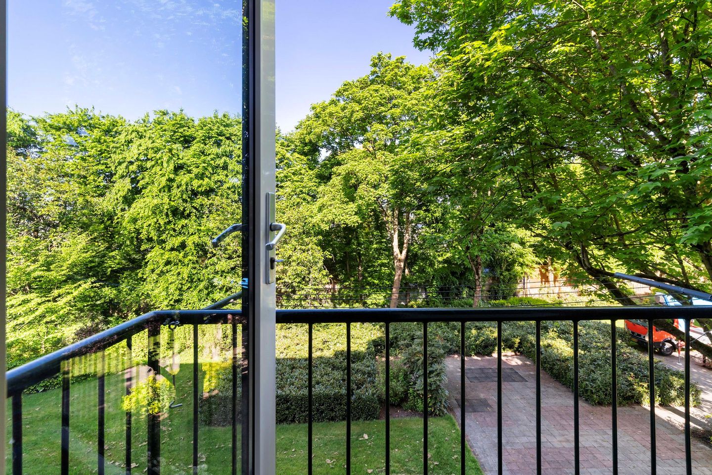 Foto 29 van Albardastraat 136