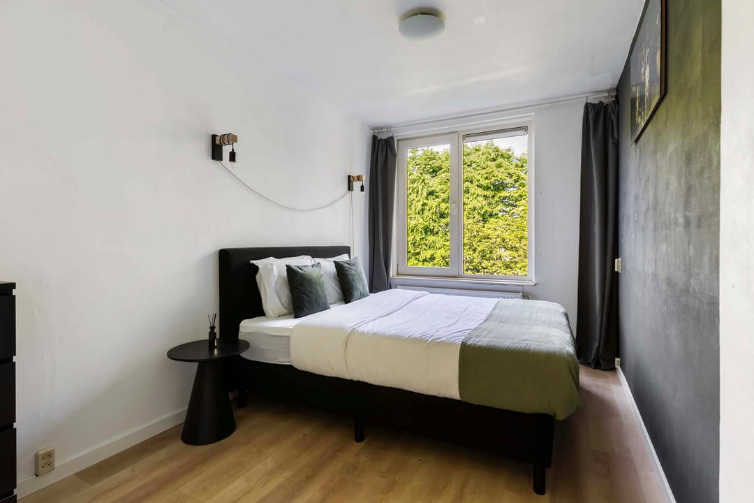 Foto 32 van Albardastraat 136