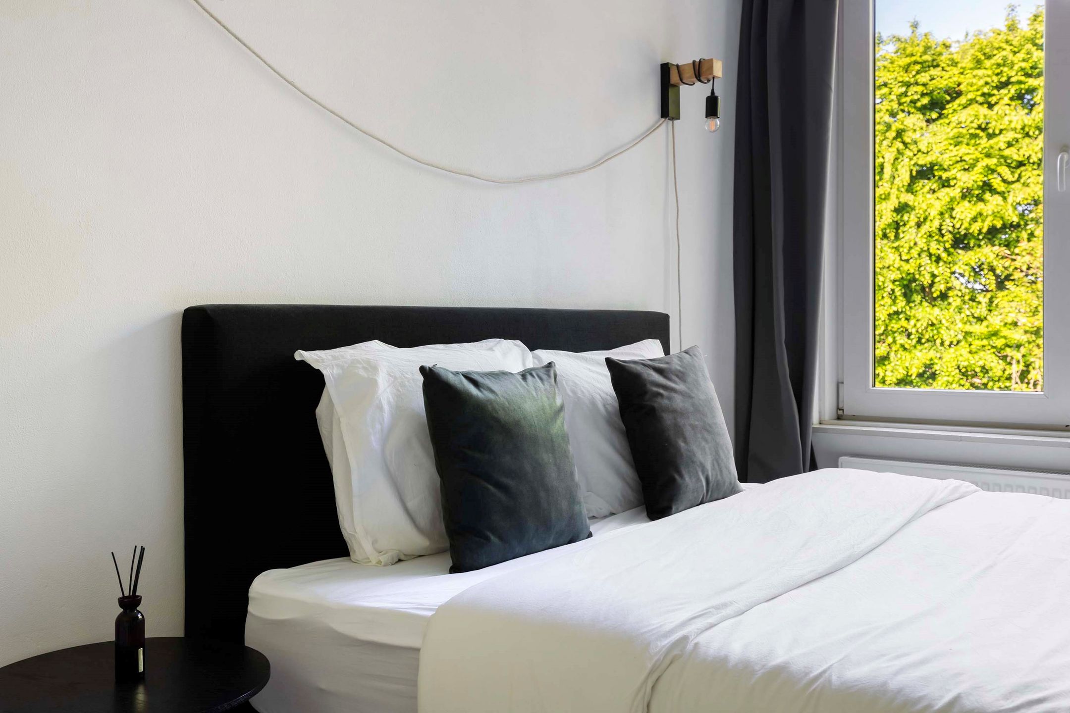 Foto 33 van Albardastraat 136