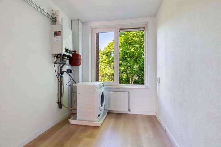 Foto 35 van Albardastraat 136