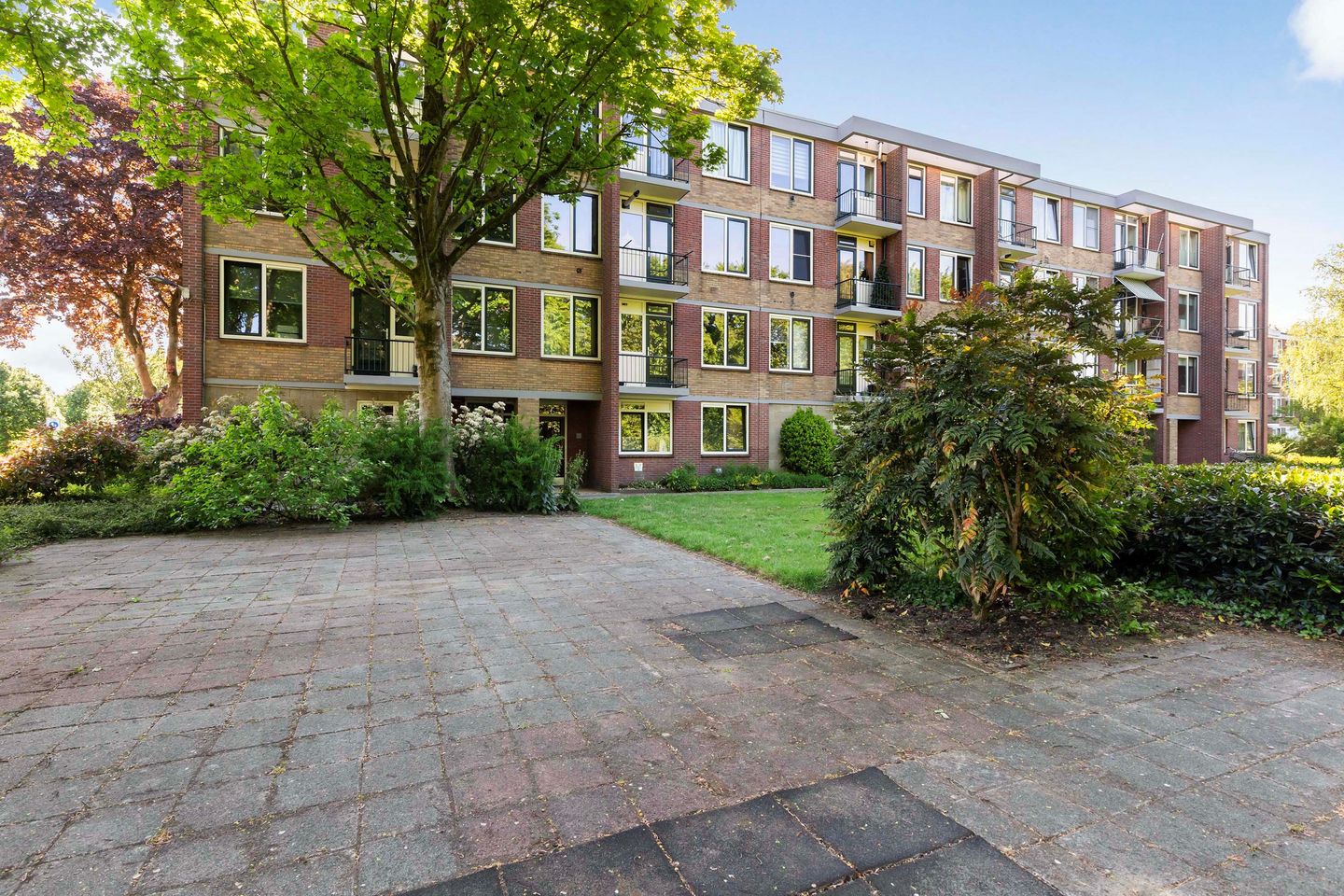 Foto 40 van Albardastraat 136