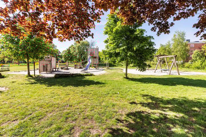 Foto 45 van Albardastraat 136