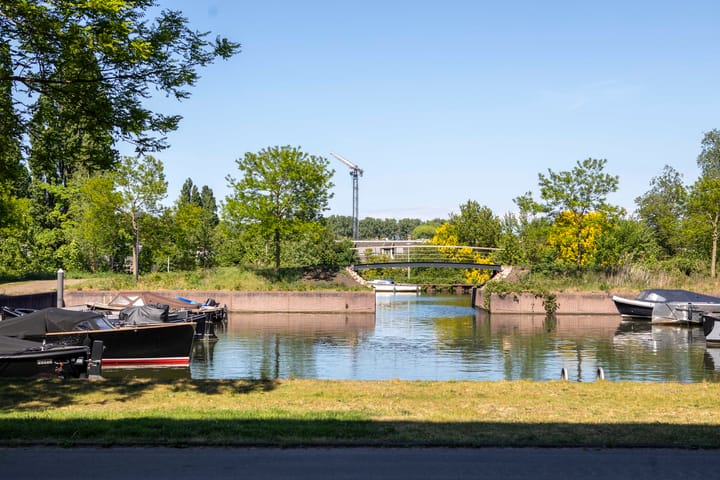 Photo 35 of Lindenhoevestraat 57