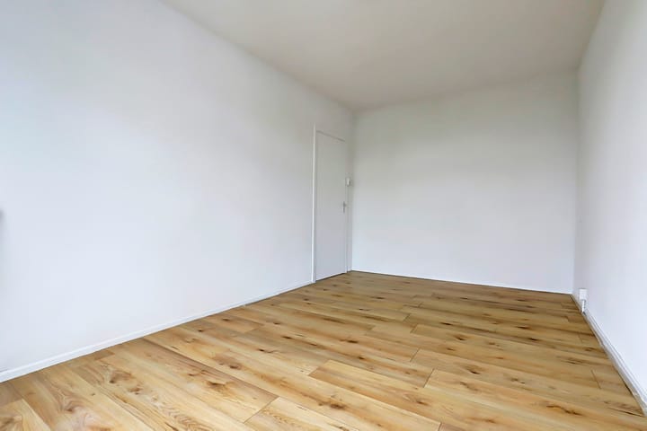 Photo 12 of Joris van der Haagenstraat 1