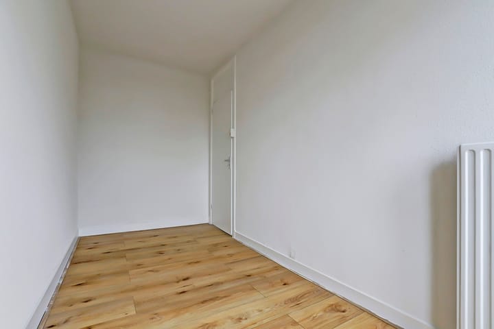 Photo 18 of Joris van der Haagenstraat 1