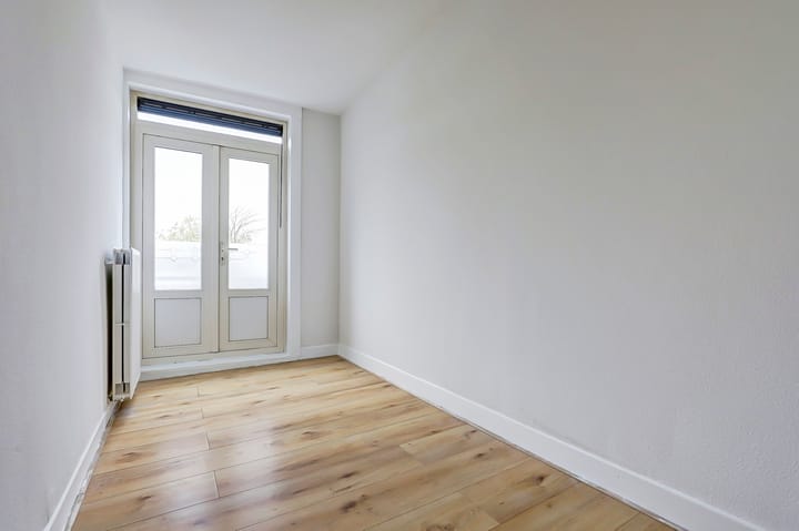 Photo 19 of Joris van der Haagenstraat 1