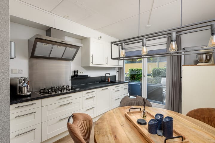 Foto 2 van Aprilstraat 90