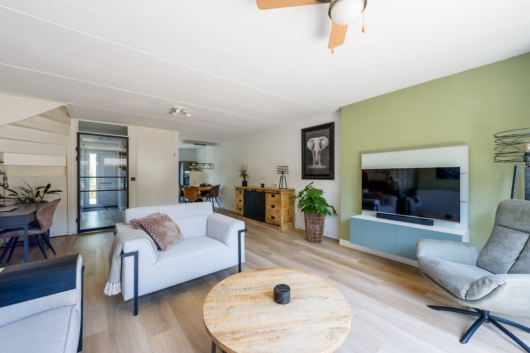 Foto 17 van Aprilstraat 90