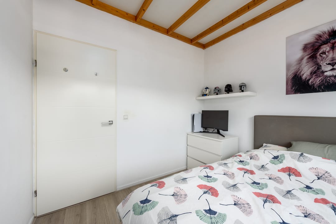 Foto 32 van Aprilstraat 90