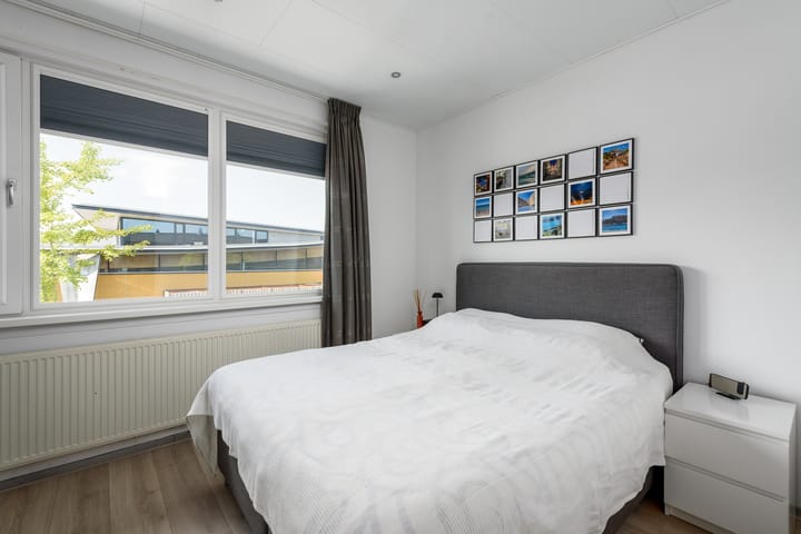 Foto 33 van Aprilstraat 90