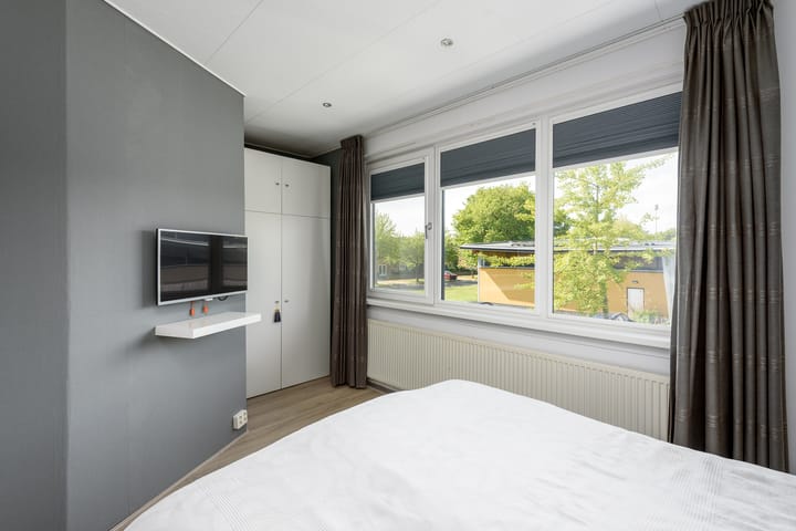 Foto 36 van Aprilstraat 90