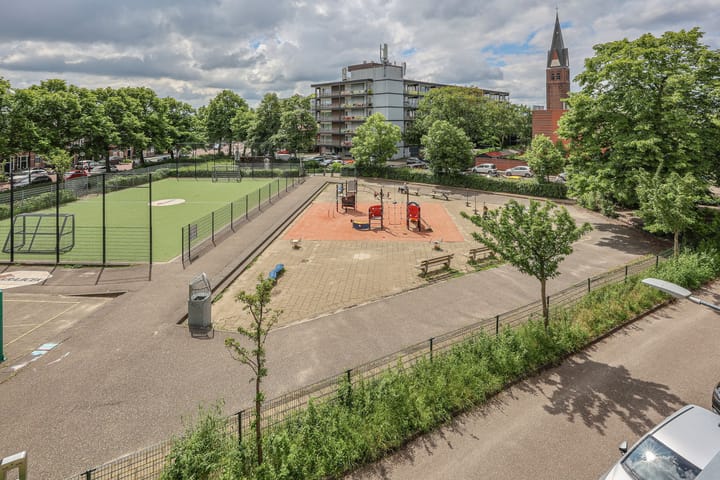 Photo 50 of Teylerplein 19