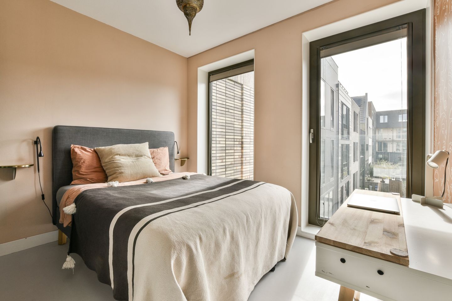 Foto 20 van Cola Debrotstraat 10