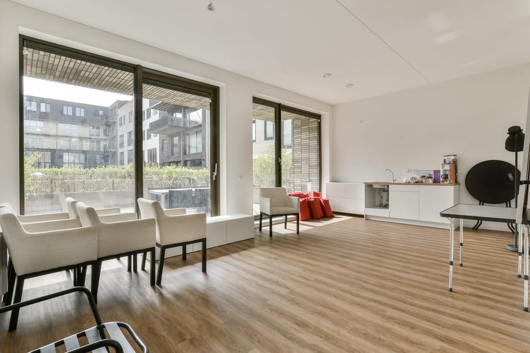 Foto 28 van Cola Debrotstraat 10