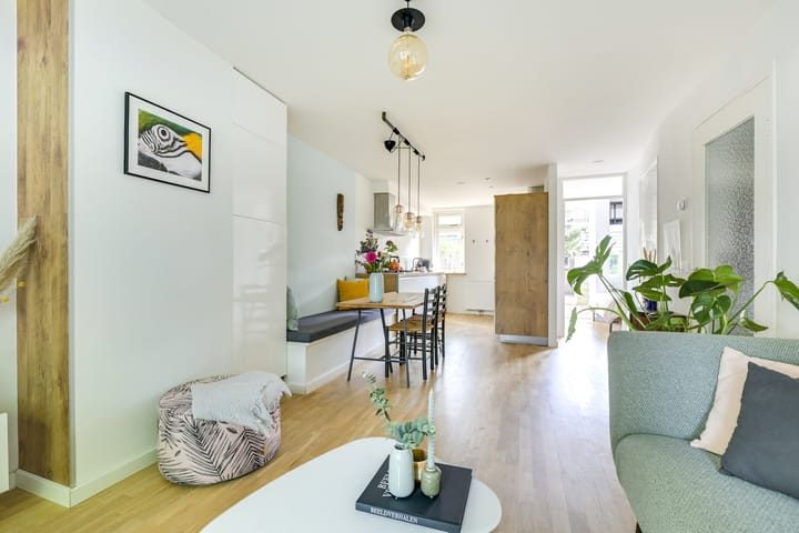 Foto 2 van Burgemeester van Tuyllkade 121