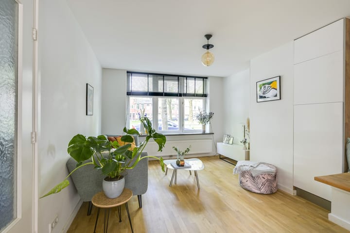 Foto 8 van Burgemeester van Tuyllkade 121