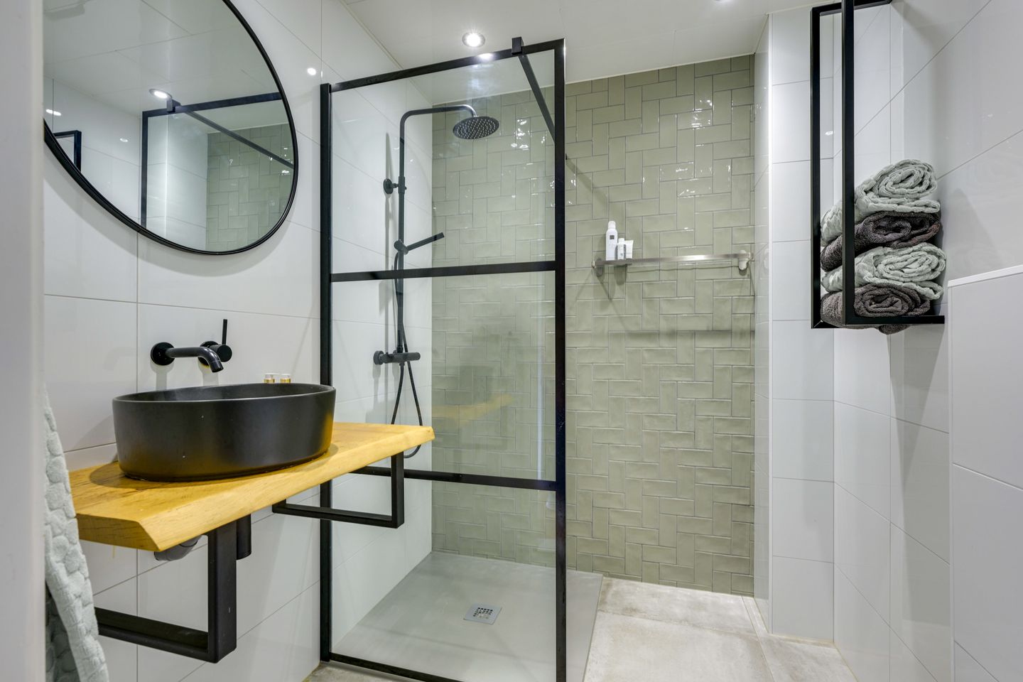 Photo 20 of Burgemeester van Tuyllkade 121