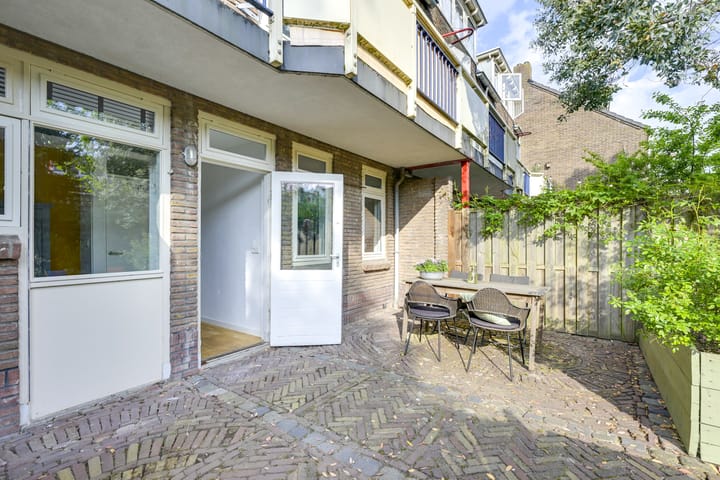 Foto 26 van Burgemeester van Tuyllkade 121