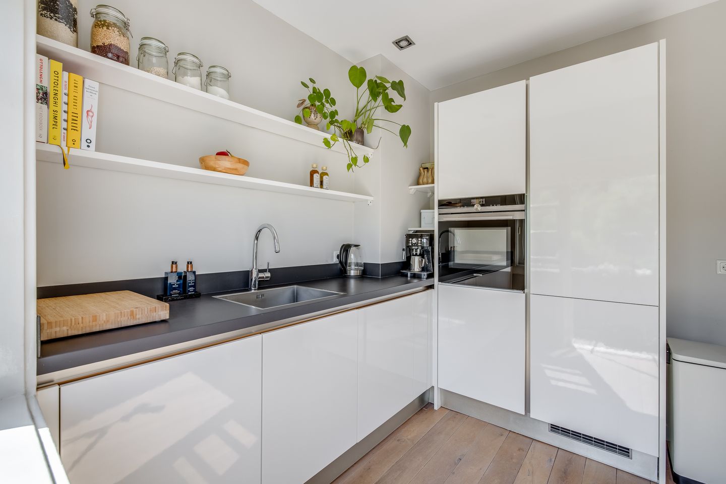 Foto 29 van Jacob van Ruisdaelstraat 94