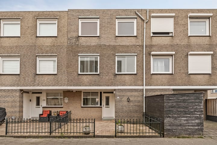Bekijk foto van Caro van Eyckstraat 34