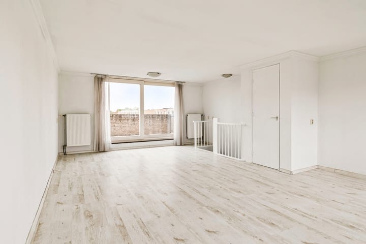 Foto 24 van Caro van Eyckstraat 34