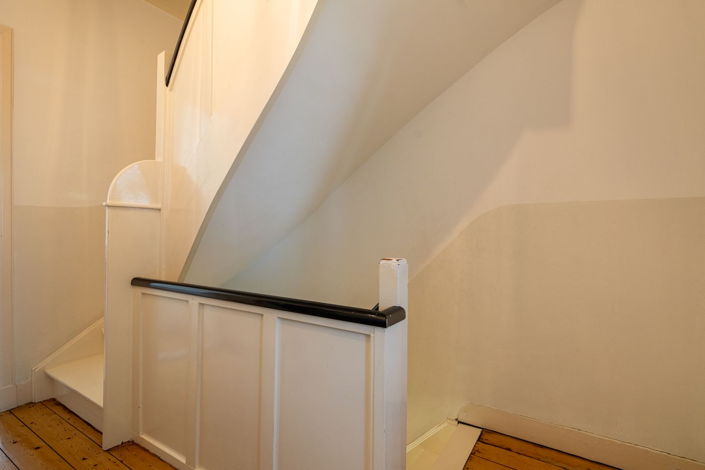 Photo 29 of Robert Regoutstraat 4