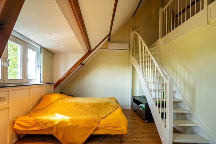 Foto 30 van Robert Regoutstraat 4